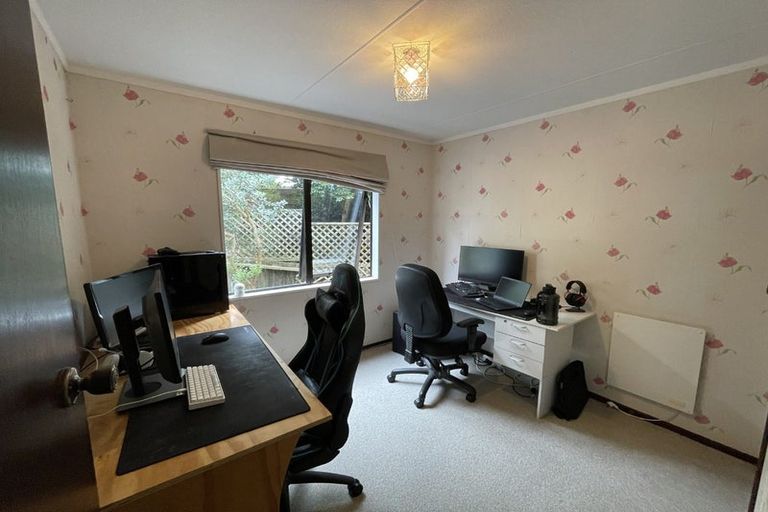 Photo of property in 26c Nevada Drive, Merrilands, New Plymouth, 4312