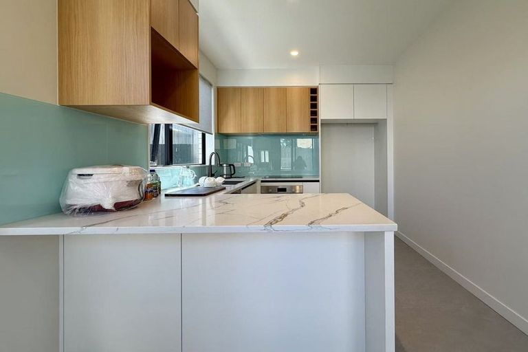 Photo of property in 28d Kereru Street, Henderson, Auckland, 0612