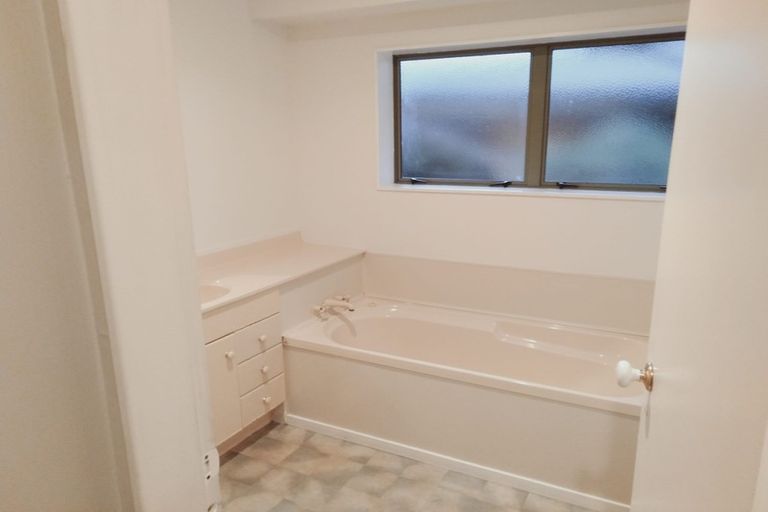 Photo of property in 51 Basley Road, Owhata, Rotorua, 3010