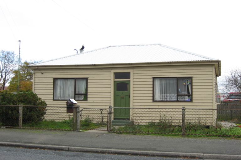 Photo of property in 54 Spenser Street, Milton, 9220