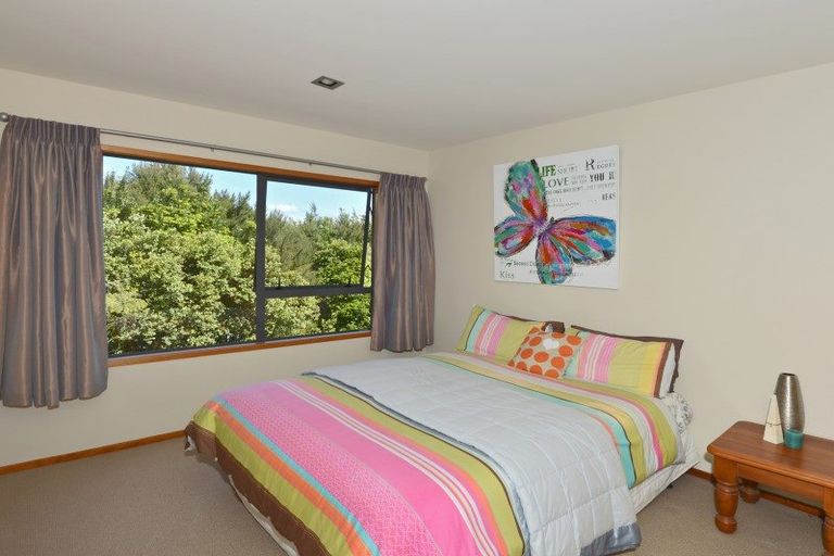 Photo of property in 2 Anchorage Heights Place, Kerikeri, 0294