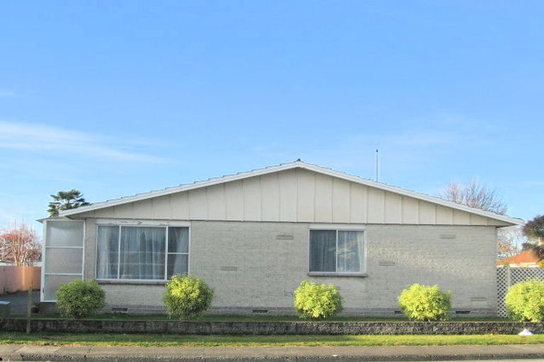 Photo of property in 1/1013 Duke Street, Mahora, Hastings, 4120