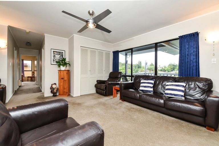 Photo of property in 110 Amanda Avenue, Dinsdale, Hamilton, 3204