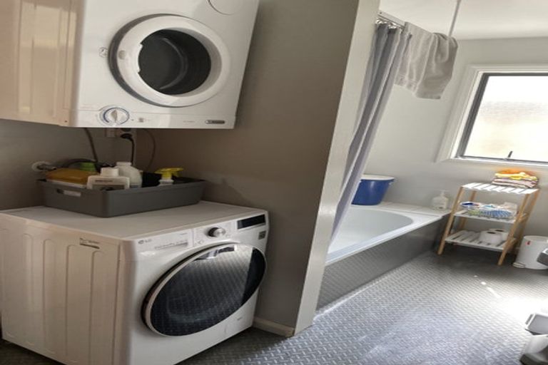 Photo of property in 75 Corson Avenue, Beckenham, Christchurch, 8023