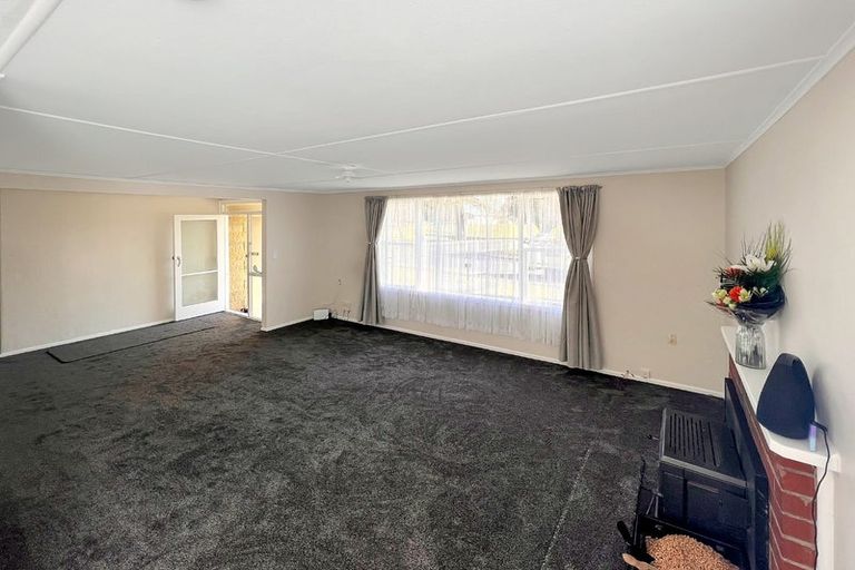 Photo of property in 83 Saint Andrews Drive, Tokoroa, 3420