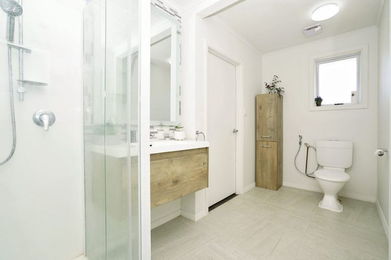 Photo of property in 21 Saxbys Road, Glenview, Hamilton, 3206