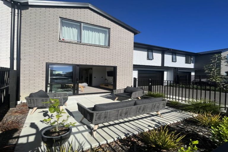 Photo of property in 14 Miromiro Street, Broomfield, Christchurch, 8042