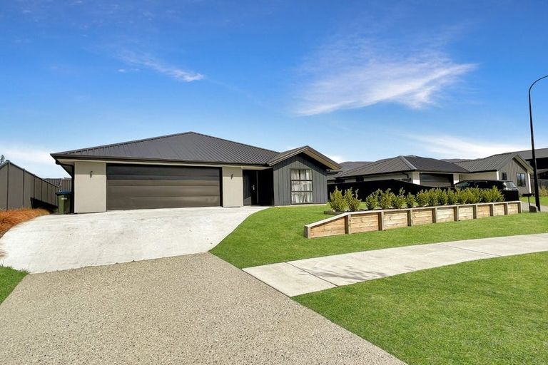 Photo of property in 6 Searle Drive, Cromwell, 9310