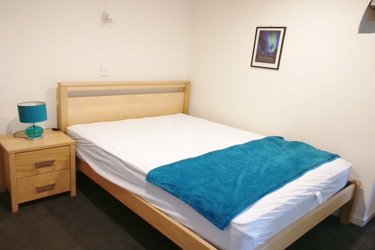 Photo of property in Terrace Heights Apartments, 6f/163 The Terrace, Wellington Central, Wellington, 6011