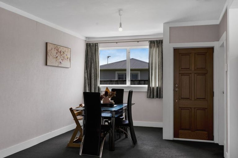 Photo of property in 1 Brookes Street, Inglewood, 4330