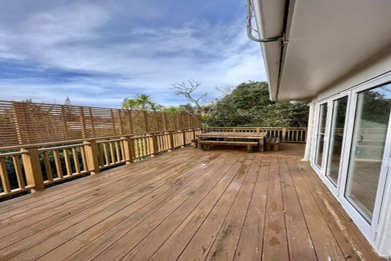 Photo of property in 14 Aquarius Avenue, Glen Eden, Auckland, 0602