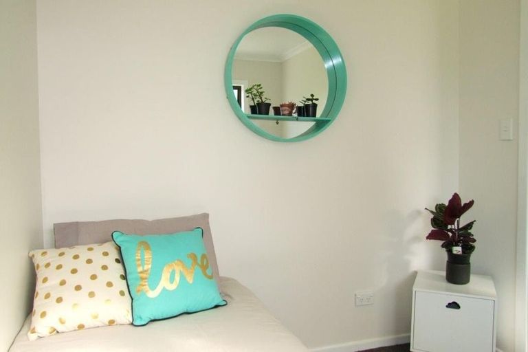 Photo of property in 30 Burns Street, Milton, 9220