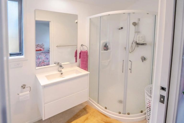 Photo of property in 6b Clerke Place, Marfell, New Plymouth, 4310