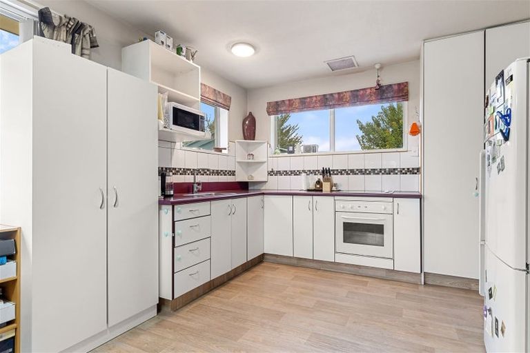 Photo of property in 12 Taumutu Road, Southbridge, 7602