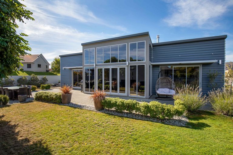 Photo of property in 7 Walnut Grove, Alexandra, 9320