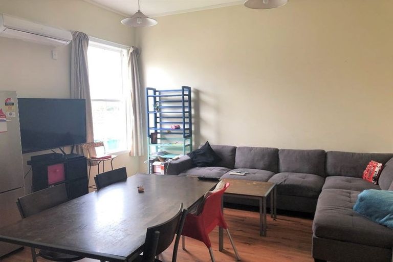 Photo of property in 37 Owen Street, Newtown, Wellington, 6021