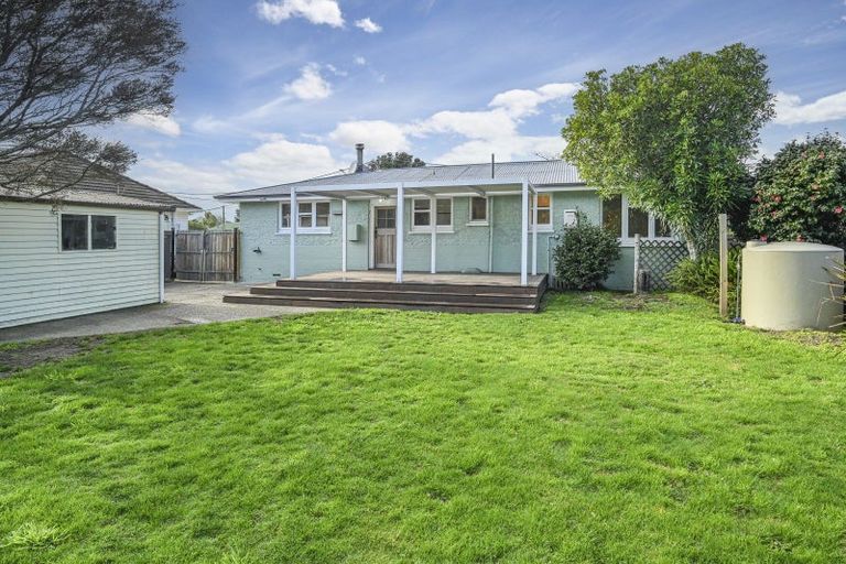 Photo of property in 10 Read Crescent, Clive, 4102