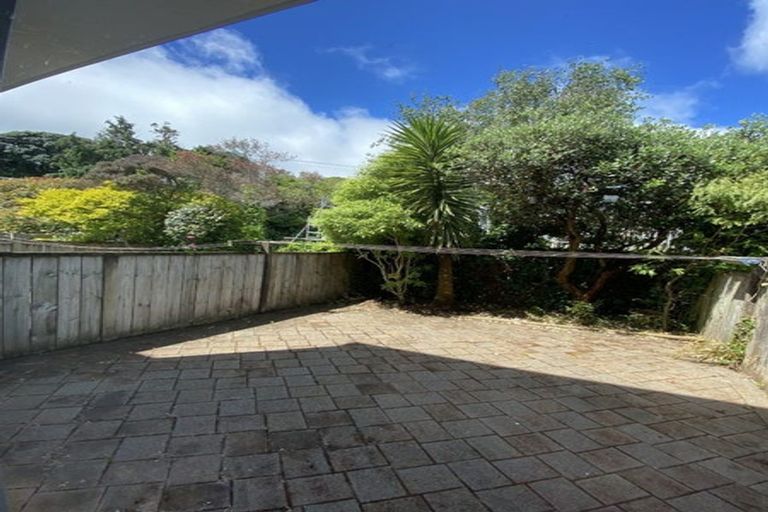 Photo of property in 7/21 Collins Avenue, Tawa, Wellington, 5028