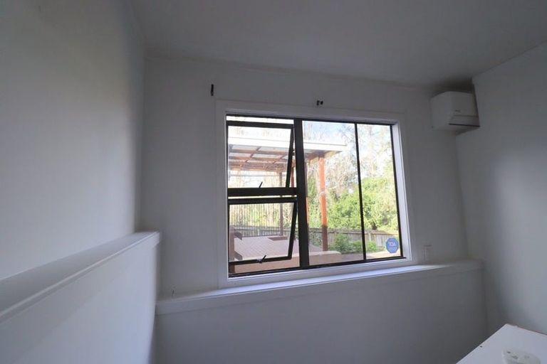 Photo of property in 36 Ennis Avenue, Pakuranga Heights, Auckland, 2010