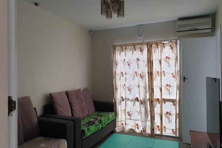 Photo of property in 5/19 Hargest Crescent, Sydenham, Christchurch, 8023