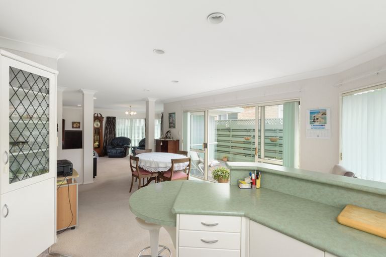 Photo of property in 26 Ngahere Street, Otumoetai, Tauranga, 3110