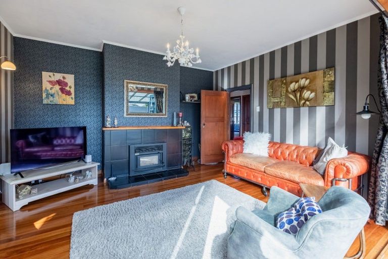 Photo of property in 79 Latham Street, Marewa, Napier, 4110