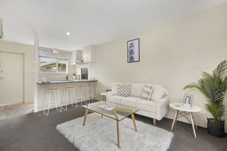 Photo of property in 2/36a Harman Street, Addington, Christchurch, 8024