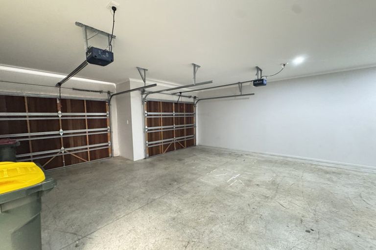 Photo of property in 70 Buckley Avenue, Hobsonville, Auckland, 0616