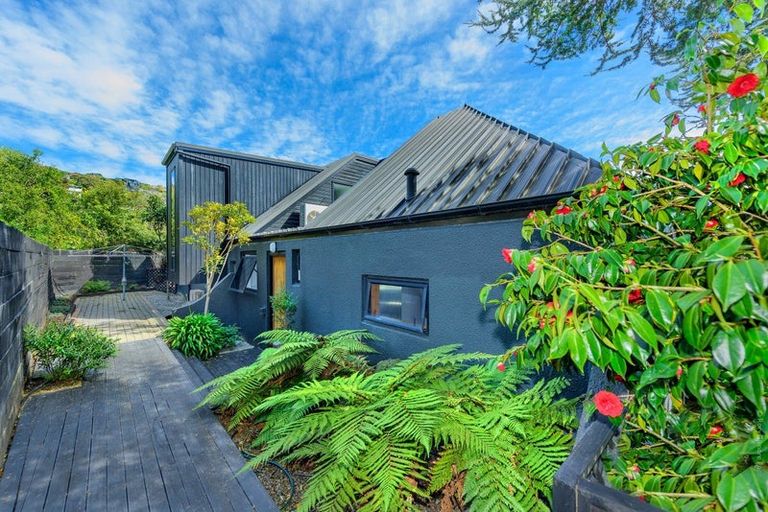 Photo of property in 11 Toledo Place, Mount Pleasant, Christchurch, 8081