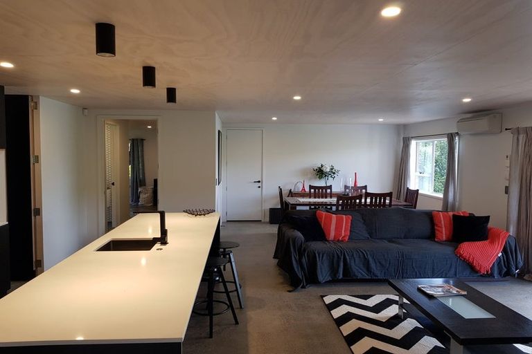 Photo of property in 23 William Bayes Place, Red Beach, 0932