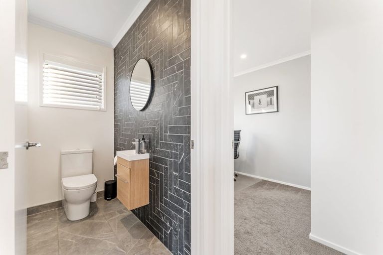 Photo of property in 20 Woodridge Drive, Stanmore Bay, Whangaparaoa, 0932