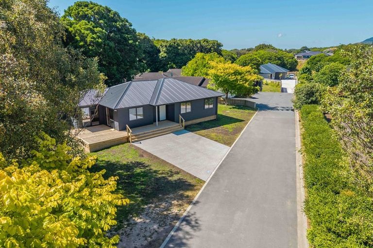 Photo of property in 62 Awanui Drive, Waikanae, 5036