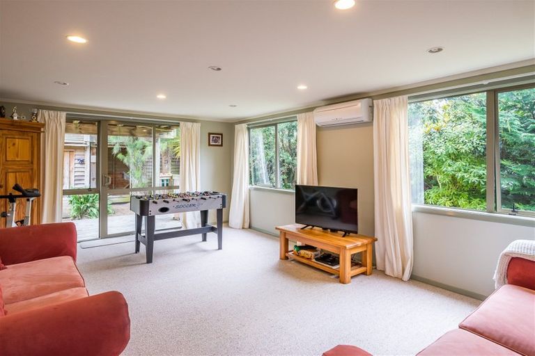 Photo of property in 92 Matai Road, Raumati South, Paraparaumu, 5032