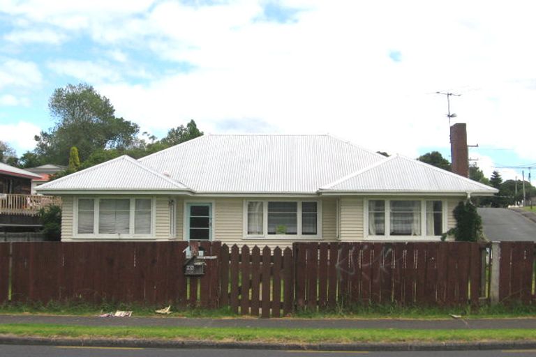 Photo of property in 95 Portage Road, New Lynn, Auckland, 0600