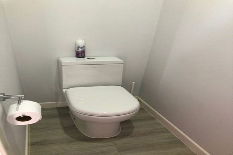 Photo of property in 27 Alma Crescent, Papakura, 2110