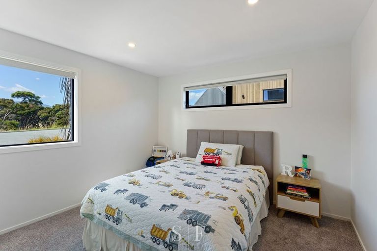 Photo of property in 48 Anderson Park Drive, Waikanae, 5036