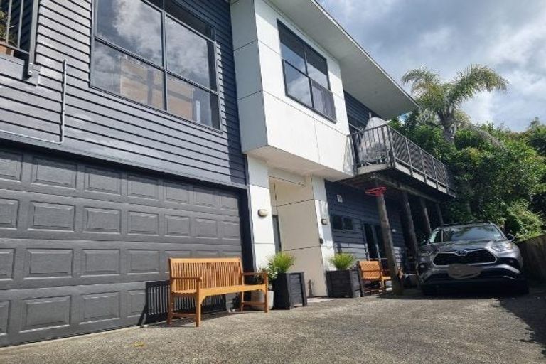 Photo of property in 7b Reynolds Place, Torbay, Auckland, 0630