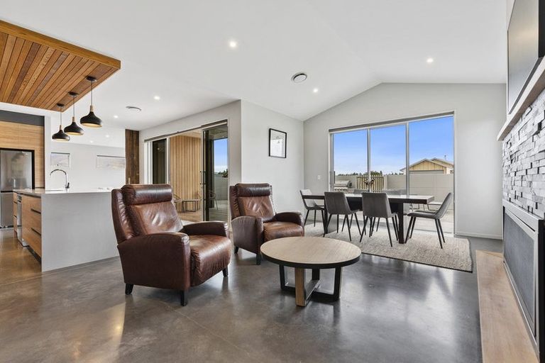 Photo of property in 21 Grandvue Drive, Twizel, 7901