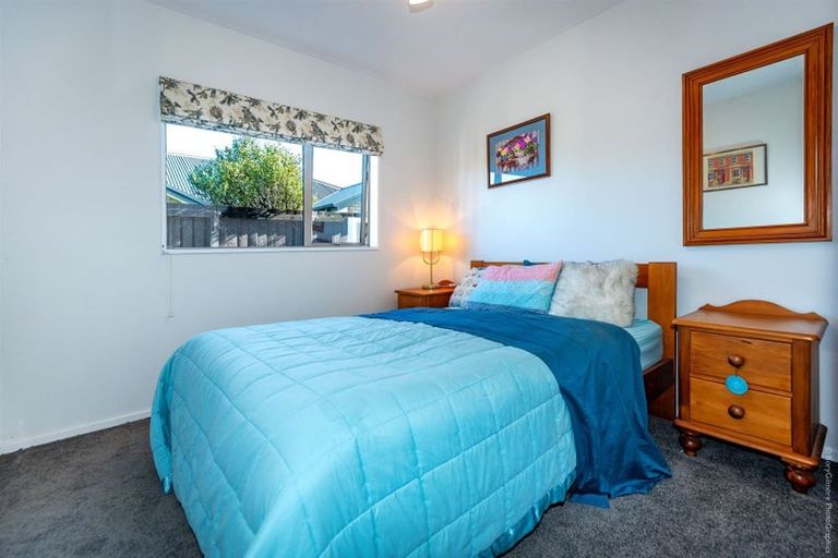 Photo of property in 14 Saint Peters Close, Woolston, Christchurch, 8062