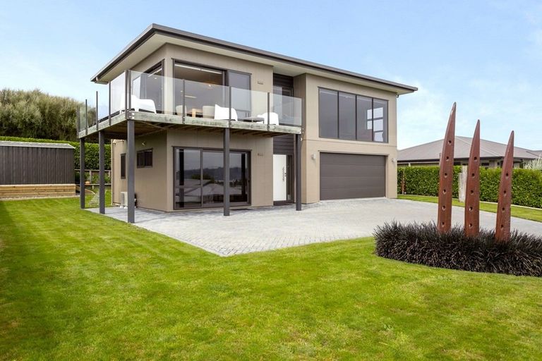 Photo of property in 15 Moa Lane, Richmond Heights, Taupo, 3330