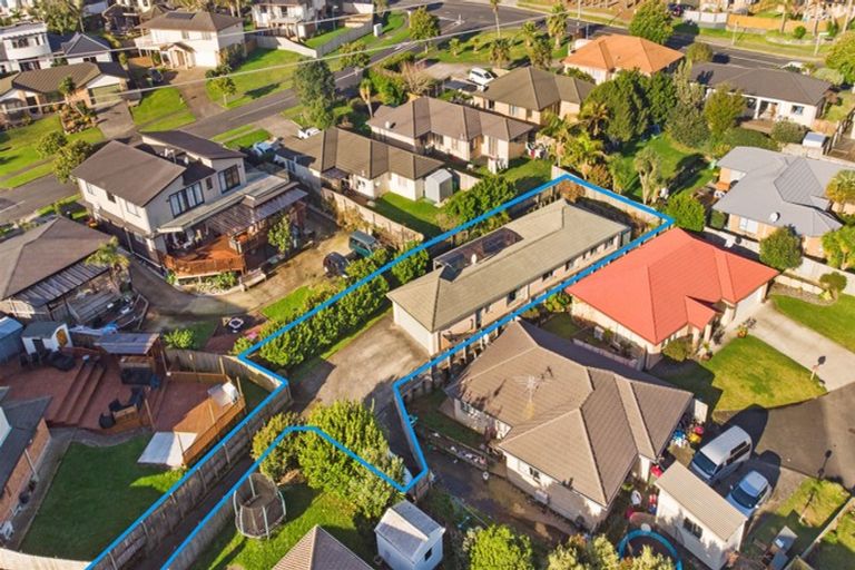 Photo of property in 4 Kumar Place, The Gardens, Auckland, 2105