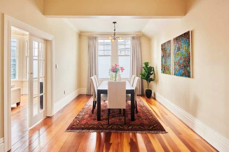 Photo of property in 57 Bolton Street, Kelburn, Wellington, 6012