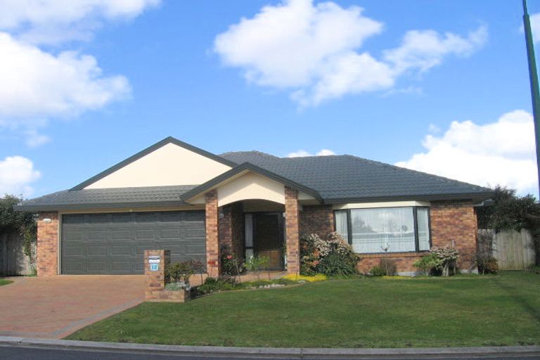 Photo of property in 12 Brittas Place, East Tamaki, Auckland, 2016