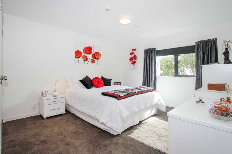 Photo of property in 9/241 Hinemoa Street, Birkenhead, Auckland, 0626