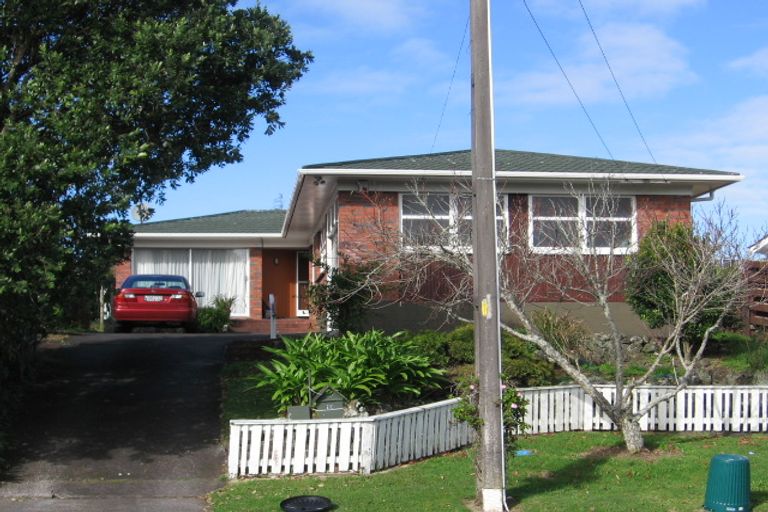Photo of property in 13 Angelo Avenue, Howick, Auckland, 2014