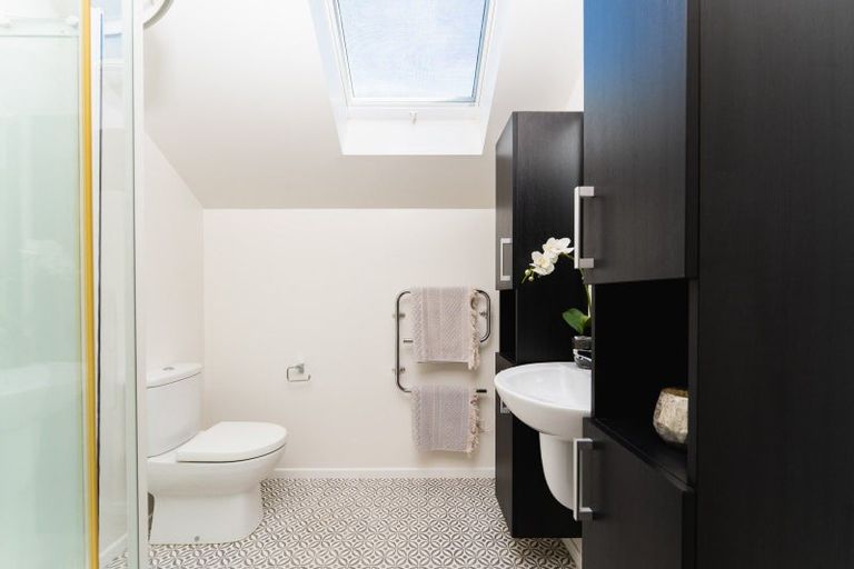 Photo of property in 8a Queen Street, Brighton, Dunedin, 9035