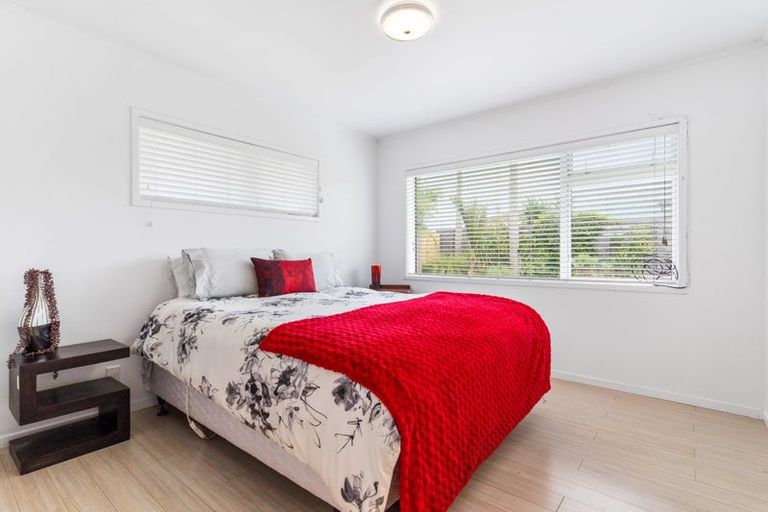 Photo of property in 81a Centreway Road, Orewa, 0931