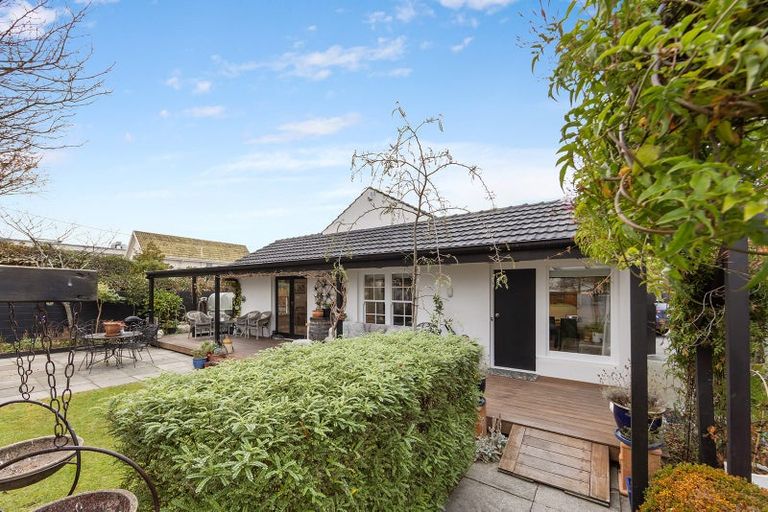Photo of property in 1/148 Leinster Road, Merivale, Christchurch, 8014