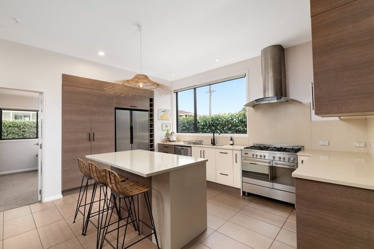 Photo of property in 125b Oceanbeach Road, Mount Maunganui, 3116