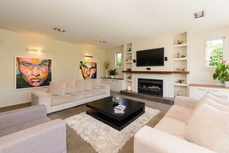 Photo of property in 17 Francis Street, Blenheim, 7201